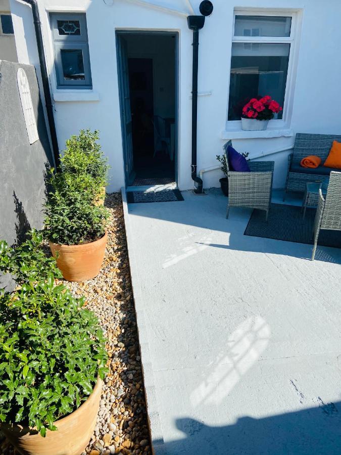 Funky Cozy Cottage With Outside Space Torneo de Torneo de Eastbourne Exterior foto